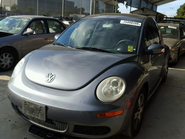 3VWRG31C16M400410 - 2006 VOLKSWAGEN NEW BEETLE GRAY photo 2