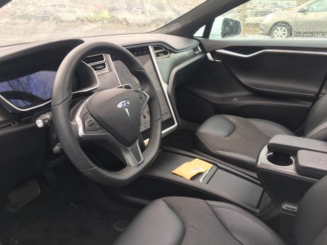 5YJSA1E26GF162376 - 2016 TESLA MODEL S WHITE photo 5