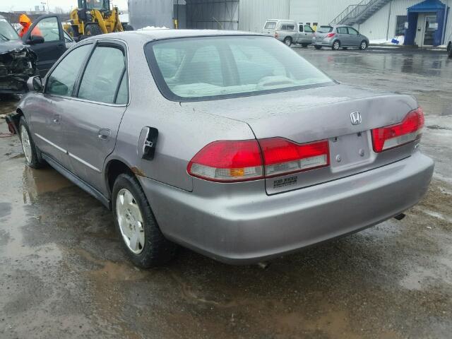 1HGCG16471A802812 - 2001 HONDA ACCORD LX GRAY photo 3