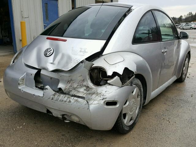 3VWCD21C41M423259 - 2001 VOLKSWAGEN NEW BEETLE 银色 照片 9