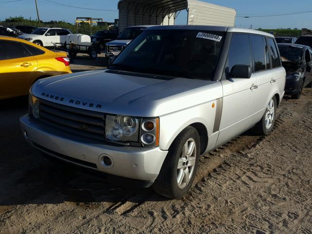 SALME11424A161176 - 2004 LAND ROVER RANGE ROVE SILVER photo 2