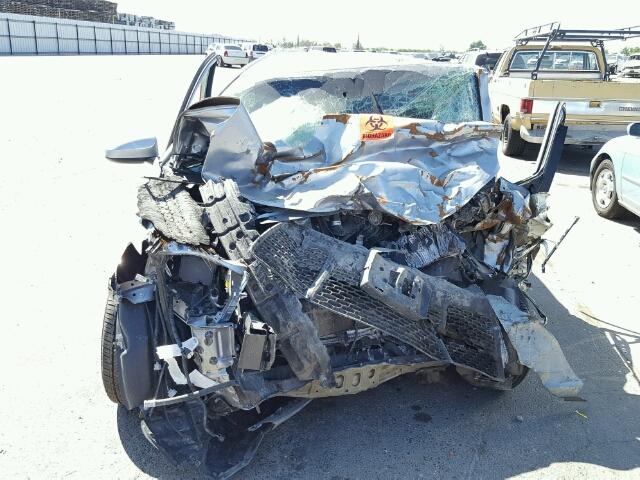 4T1BF1FK8HU319541 - 2017 TOYOTA CAMRY LE 银色 照片 9