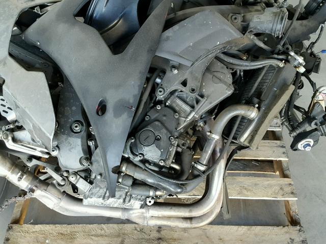 JYARJ06EX3A009368 - 2003 YAMAHA YZFR6 L SILVER photo 7