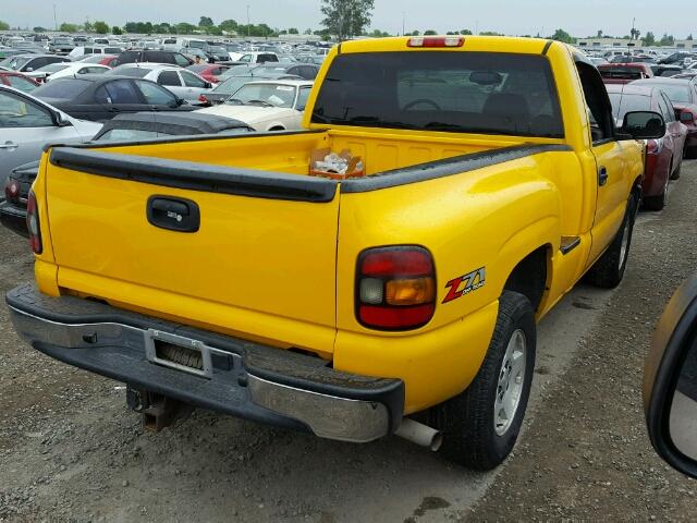 1GCEK14V75Z189938 - 2005 CHEVROLET SILVERADO YELLOW photo 4