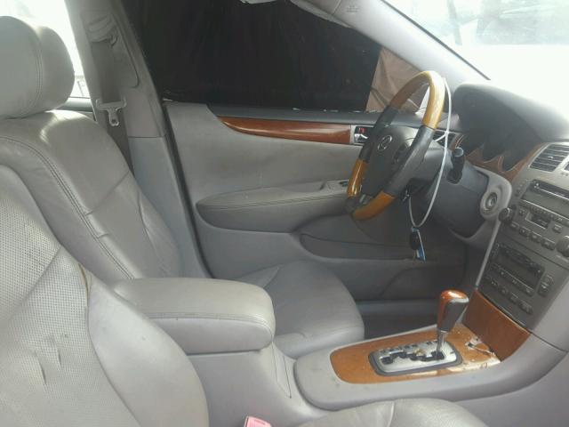 JTHBA30G265168267 - 2006 LEXUS ES 330 SILVER photo 5