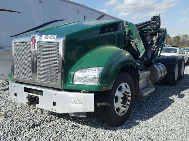 1XKZDP9X9GJ121137 - 2016 KENWORTH CONSTRUCTI GREEN photo 2