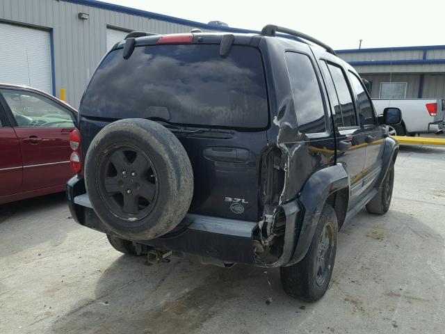 1J4GL38K55W647876 - 2005 JEEP LIBERTY RE BLACK photo 4