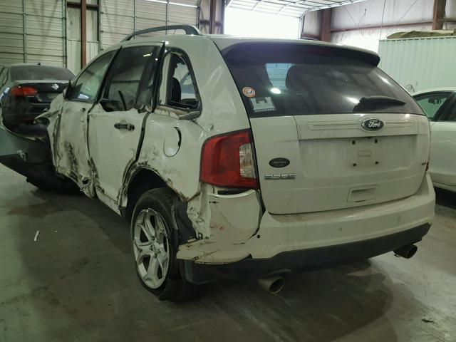 2FMDK3JC3CBA91219 - 2012 FORD EDGE SEL WHITE photo 3