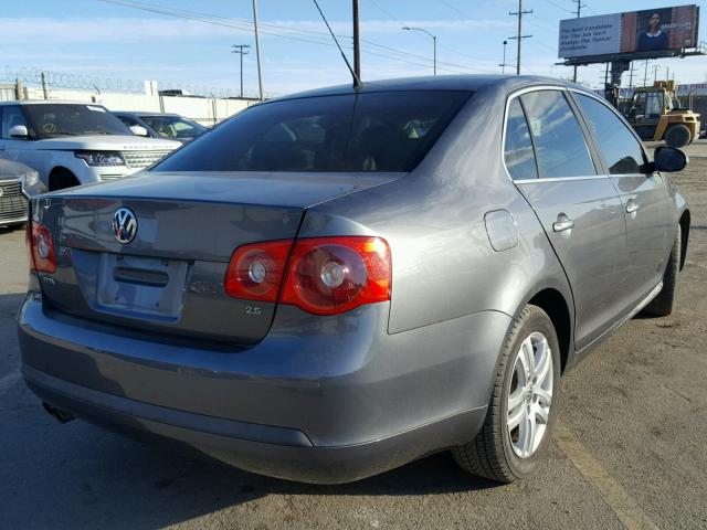 3VWEG71K77M123115 - 2007 VOLKSWAGEN JETTA WOLF GRAY photo 4