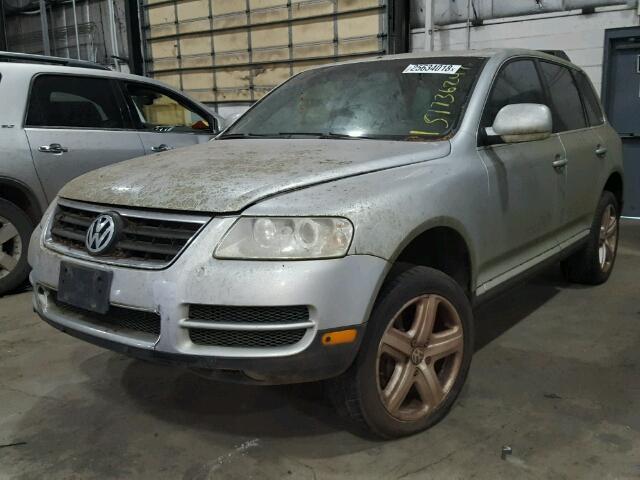 WVGCM77L44D044586 - 2004 VOLKSWAGEN TOUAREG 4. SILVER photo 2