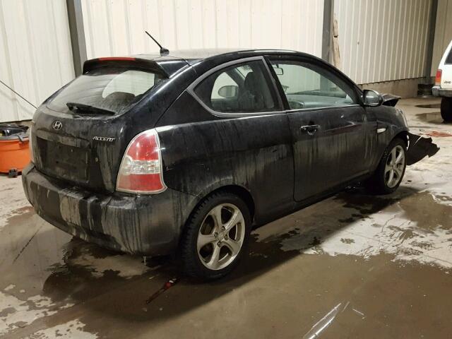 KMHCN35C17U023837 - 2007 HYUNDAI ACCENT BAS BLACK photo 4