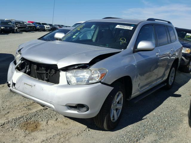 5TDZA3EH1AS003993 - 2010 TOYOTA HIGHLANDER SILVER photo 2