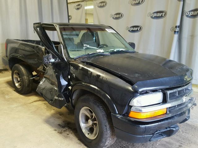 1GCCS1442W8229932 - 1998 CHEVROLET S TRUCK S1 BLACK photo 4