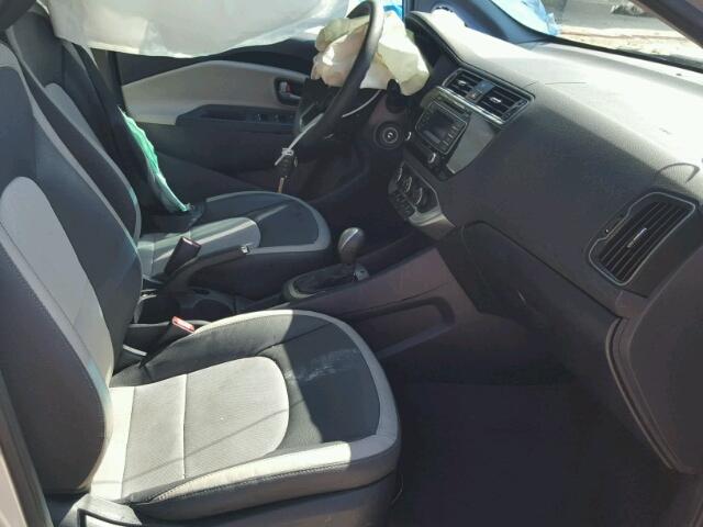 KNADM4A34H6062366 - 2017 KIA RIO LX Արծաթագույն լուսանկար 5