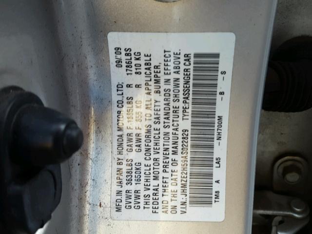 JHMZE2H59AS022829 - 2010 HONDA INSIGHT LX SILVER photo 10