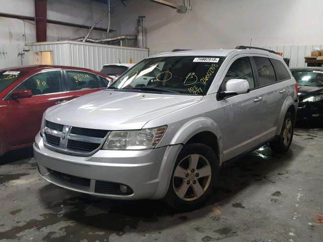 3D4PG5FV1AT102277 - 2010 DODGE JOURNEY SX SILVER photo 2