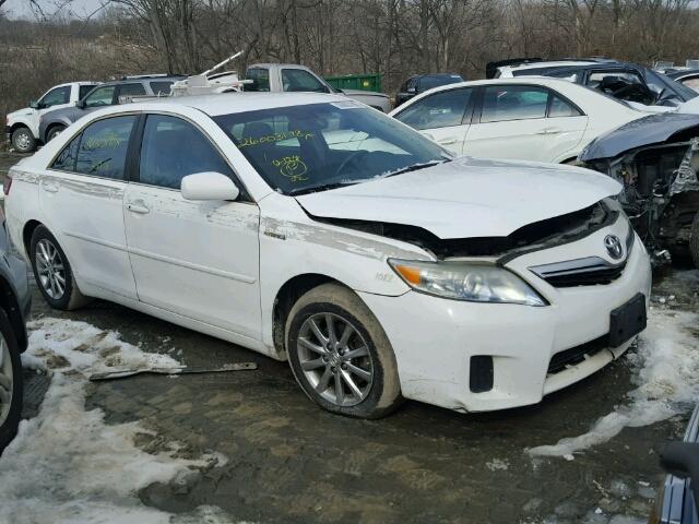 4T1BB3EK4BU139845 - 2011 TOYOTA CAMRY HYBR WHITE photo 1