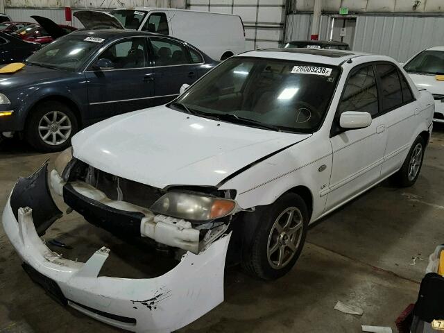 JM1BJ225431165798 - 2003 MAZDA PROTEGE DX WHITE photo 2