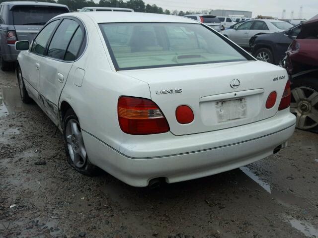 JT8BD68S9W0041594 - 1998 LEXUS GS 300 WHITE photo 3