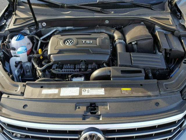 1VWDT7A38HC072808 - 2017 VOLKSWAGEN PASSAT R-L CHARCOAL photo 7