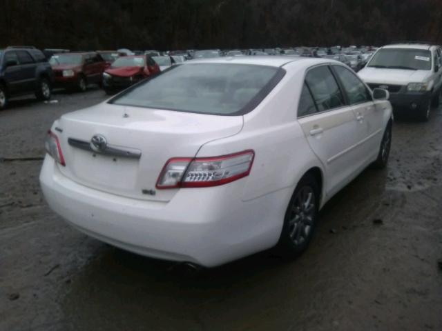 4T1BB3EK3BU139819 - 2011 TOYOTA CAMRY HYBR WHITE photo 4