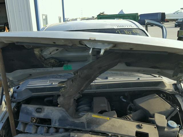 1N6BA06A36N572257 - 2006 NISSAN TITAN XE SILVER photo 7