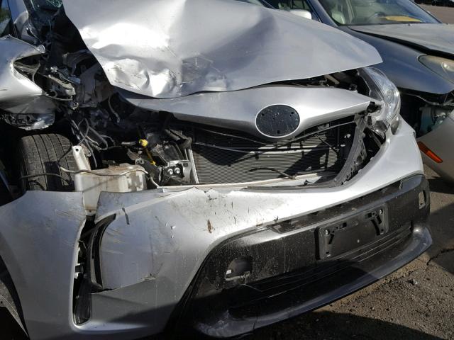 JTDZN3EU6GJ052341 - 2016 TOYOTA PRIUS V SILVER photo 9