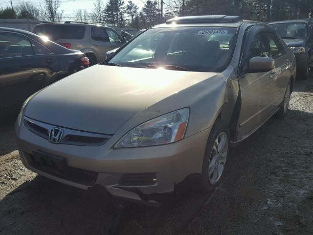 1HGCM568X7A050230 - 2007 HONDA ACCORD EX BEIGE photo 2