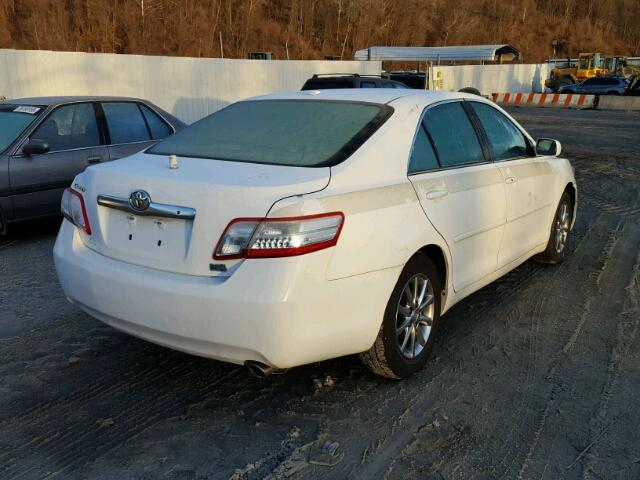 4T1BB3EK1BU139849 - 2011 TOYOTA CAMRY HYBR WHITE photo 4