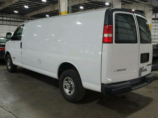 1GCGG29U151205890 - 2005 CHEVROLET EXPRESS G2 WHITE photo 3