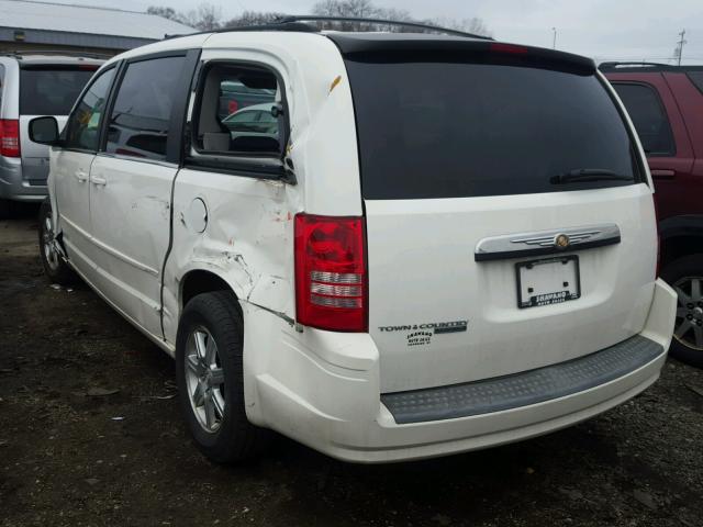 2A8HR54P18R600405 - 2008 CHRYSLER TOWN & COU WHITE photo 3