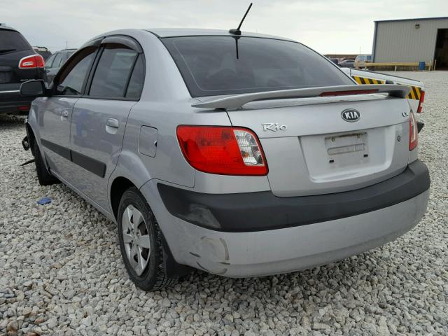 KNADE223996443115 - 2009 KIA RIO BASE GRAY photo 3