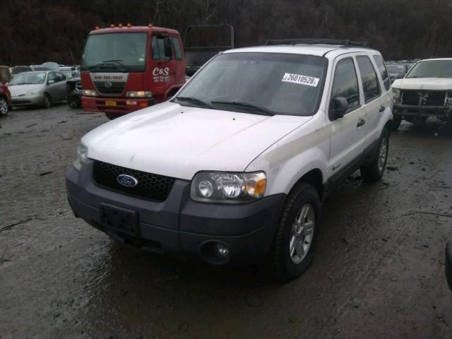 1FMYU96HX6KC95822 - 2006 FORD ESCAPE HEV WHITE photo 2