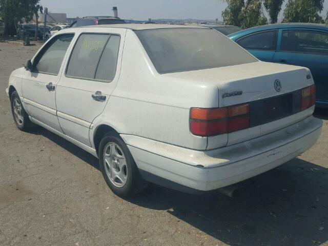 3VWRB81H6XM218274 - 1999 VOLKSWAGEN JETTA GL WHITE photo 3