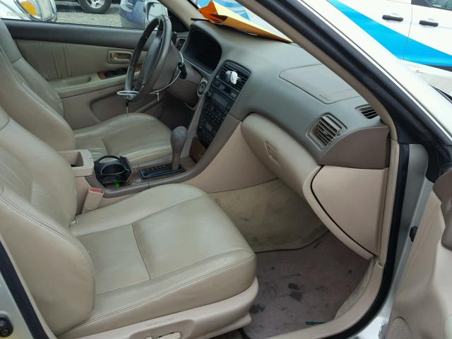 JT8BF28G9W5051575 - 1998 LEXUS ES 300 TAN photo 5