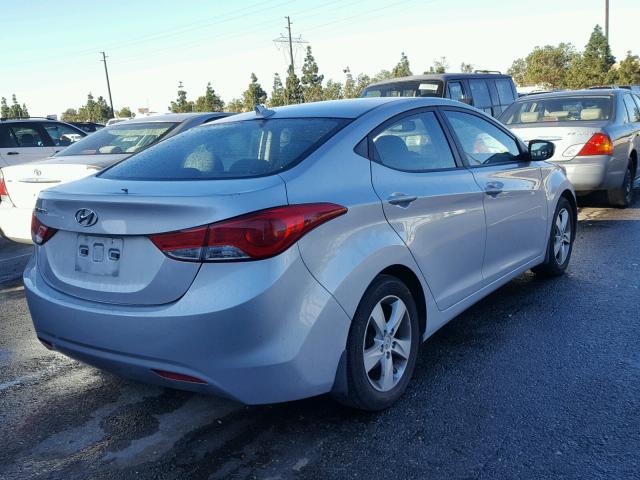 5NPDH4AE1CH124944 - 2012 HYUNDAI ELANTRA GL SILVER photo 4