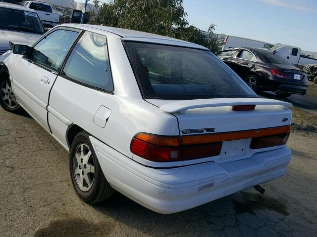 3FASP11J4TR133047 - 1996 FORD ESCORT LX WHITE photo 3