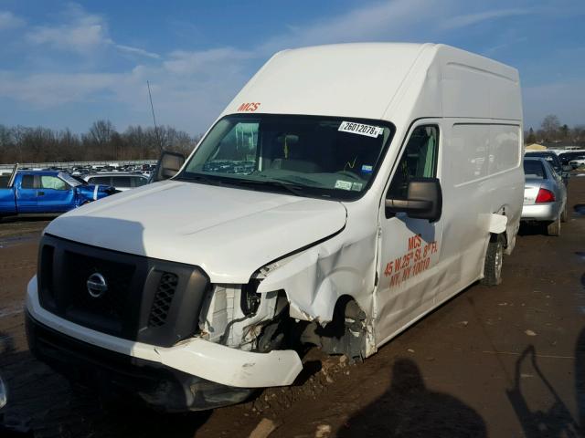 1N6AF0LY0CN102777 - 2012 NISSAN NV 2500 WHITE photo 2