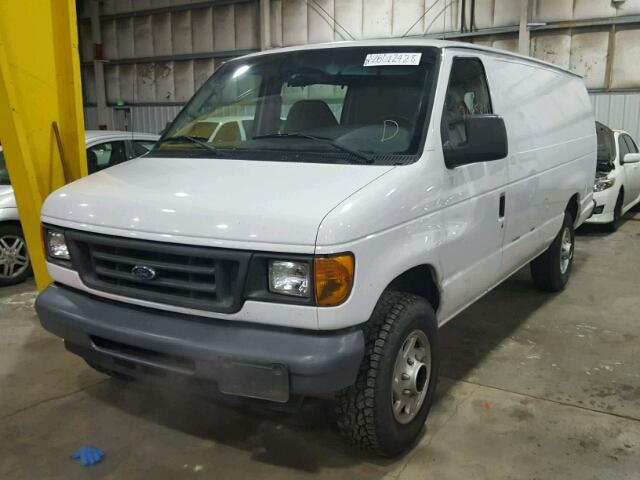 1FTSS34L26HA98449 - 2006 FORD ECONOLINE WHITE photo 2