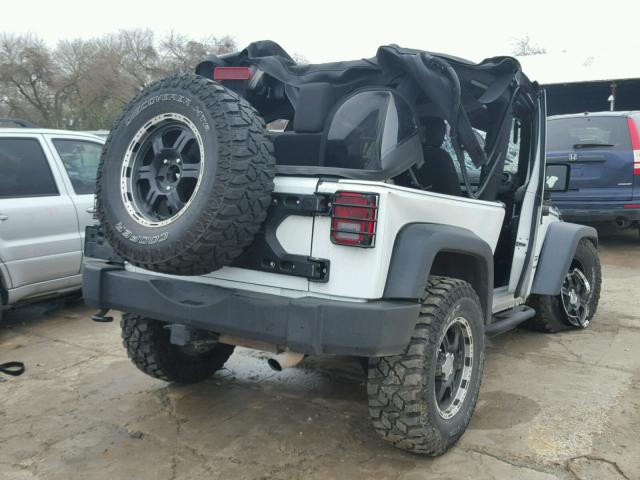 1C4AJWAGXFL759522 - 2015 JEEP WRANGLER S WHITE photo 4