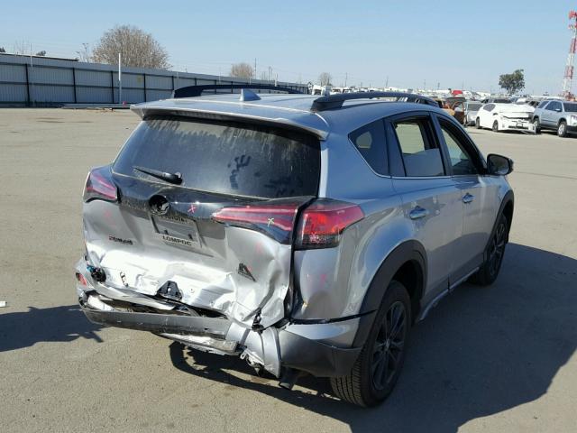 2T3RFREVXJW732423 - 2018 TOYOTA RAV4 ADVEN SILVER photo 4