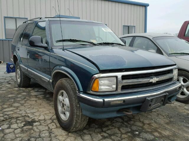 1GNDT13W5VK194834 - 1997 CHEVROLET BLAZER GREEN photo 1