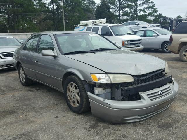 JT2BF28K6X0147547 - 1999 TOYOTA CAMRY LE GRAY photo 1