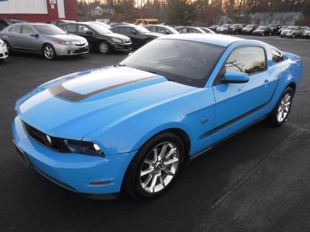 1ZVBP8CHXA5154950 - 2010 FORD MUSTANG GT BLUE photo 4