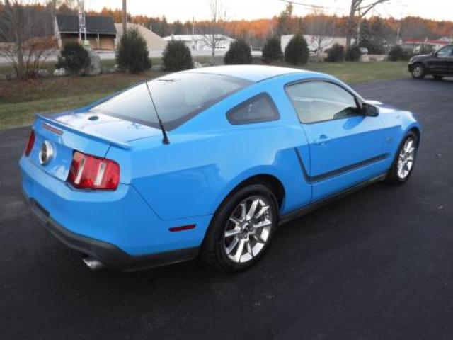 1ZVBP8CHXA5154950 - 2010 FORD MUSTANG GT BLUE photo 6