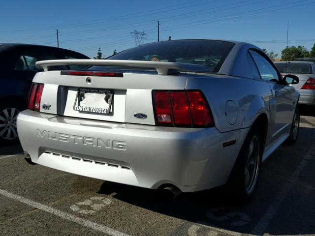 1FAFP42X61F164445 - 2001 FORD MUSTANG GT SILVER photo 4