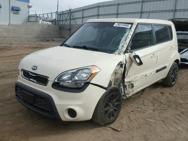 KNDJT2A57D7570348 - 2013 KIA SOUL CREAM photo 2