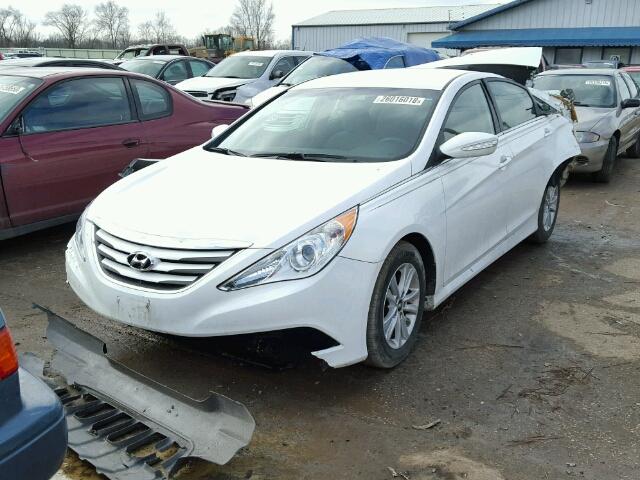 5NPEB4AC2EH886106 - 2014 HYUNDAI SONATA GLS WHITE photo 2