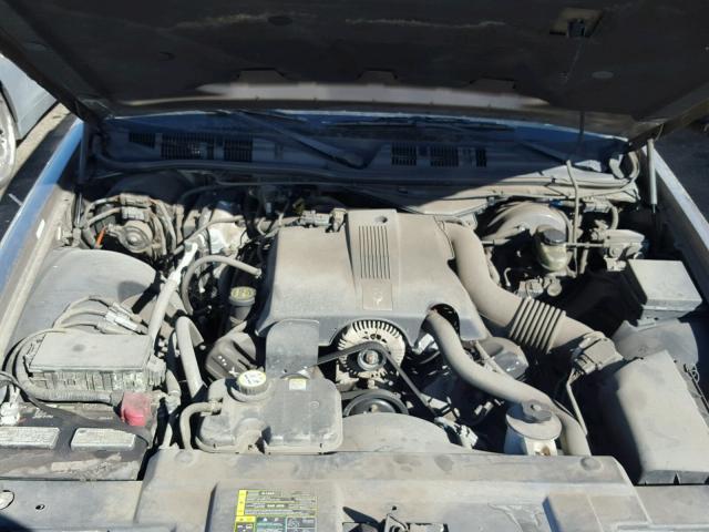 2FAFP73W93X159075 - 2003 FORD CROWN VICT GRAY photo 7