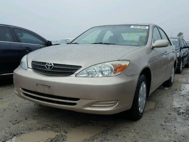 4T1BE32K93U749804 - 2003 TOYOTA CAMRY LE BEIGE photo 2